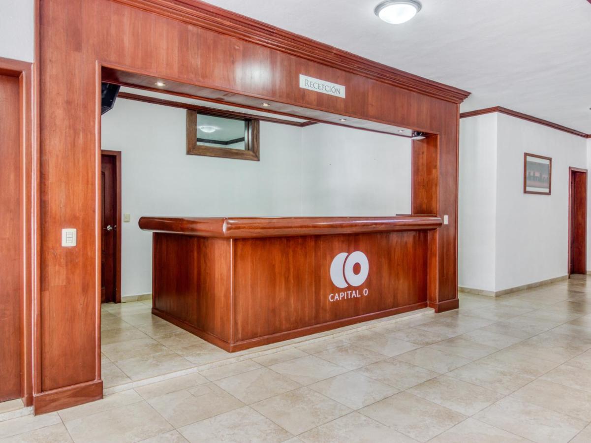 Monte Salerno Hotel & Suites Montemorelos Zewnętrze zdjęcie